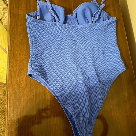 TJ Swim Bailey One Piece - Picture 2 of 4